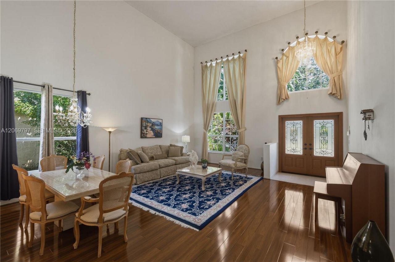 1268 NW 144th Ter, Pembroke Pines, FL 33028 Photo