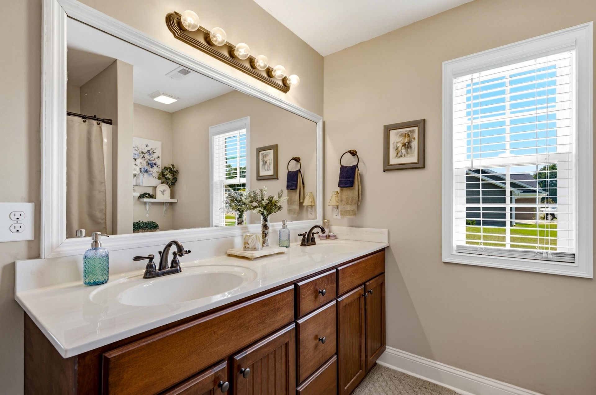 127 Clearwind Ct. Photo 35