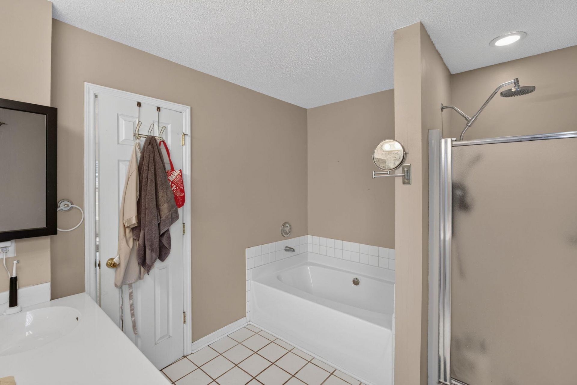 1858 Oleander Court Photo 20