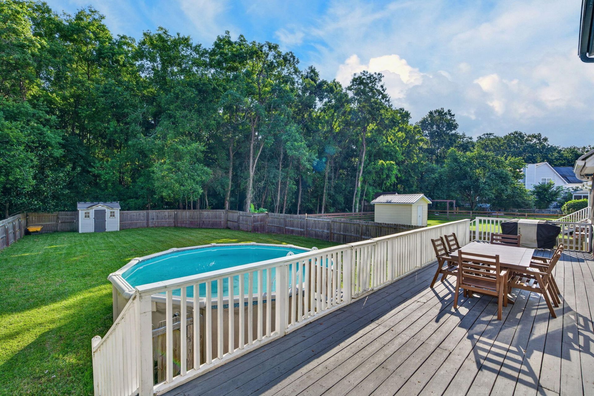 1858 Oleander Court Photo 31