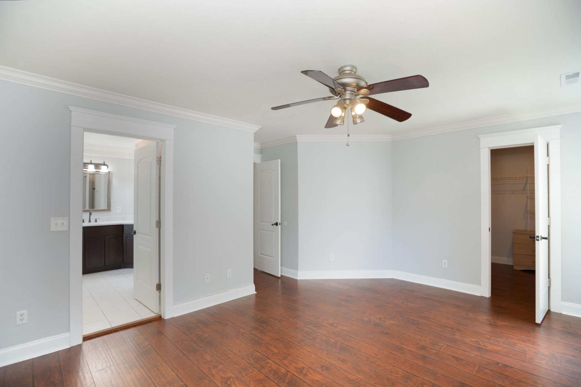 5428 Roxbury Drive Photo 26