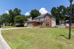 5428 Roxbury Drive photo 4