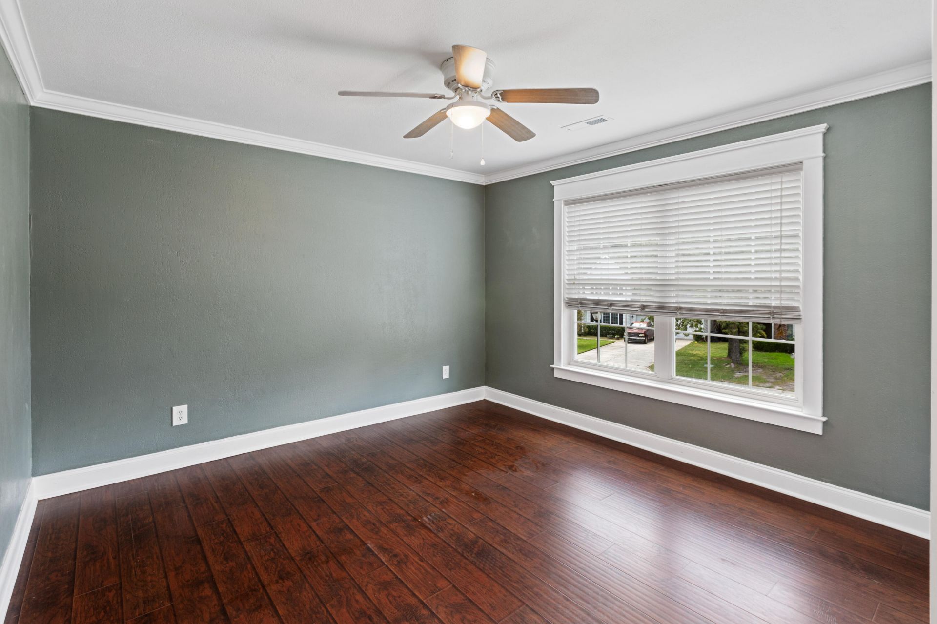5428 Roxbury Drive Photo 37