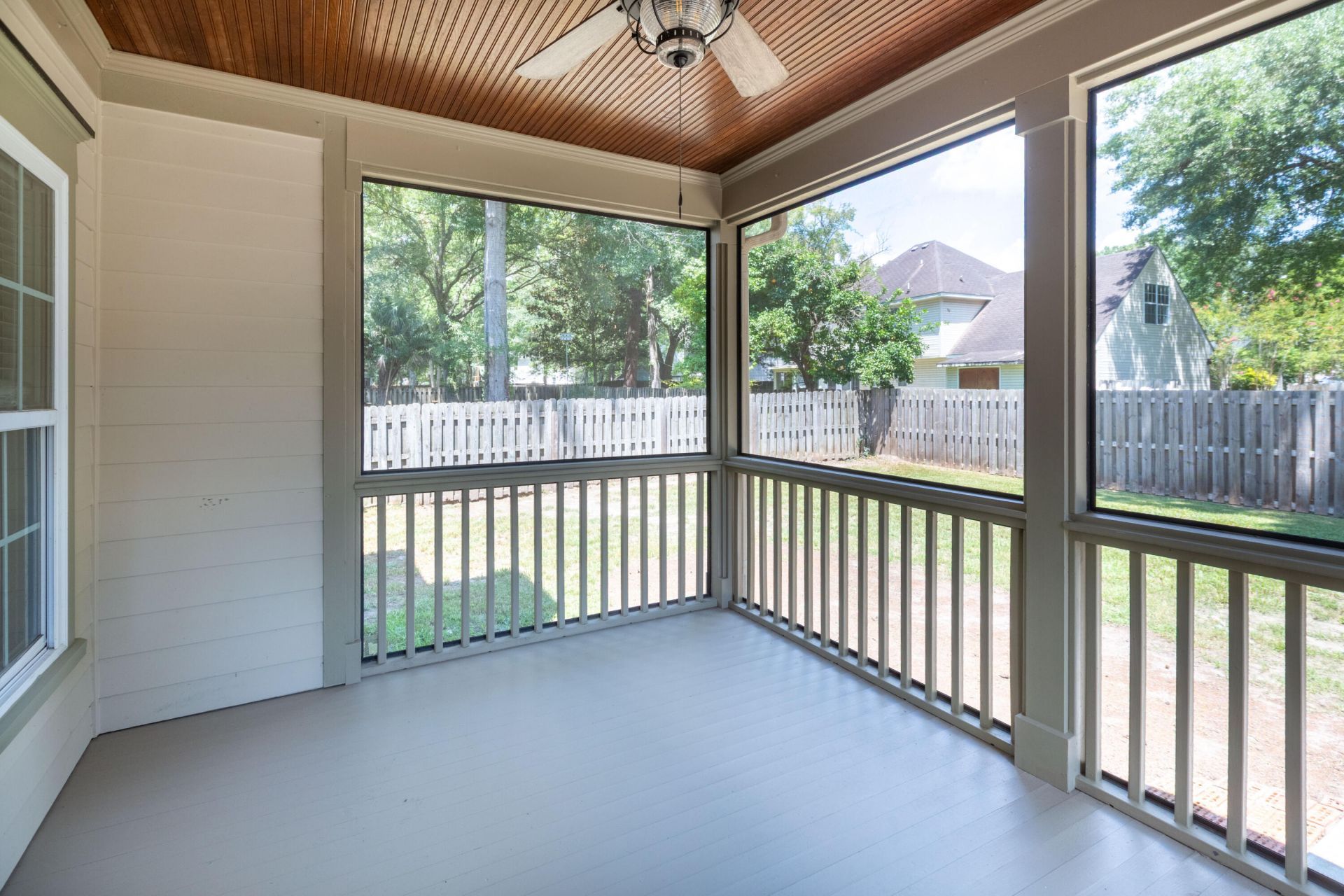 5428 Roxbury Drive Photo 39
