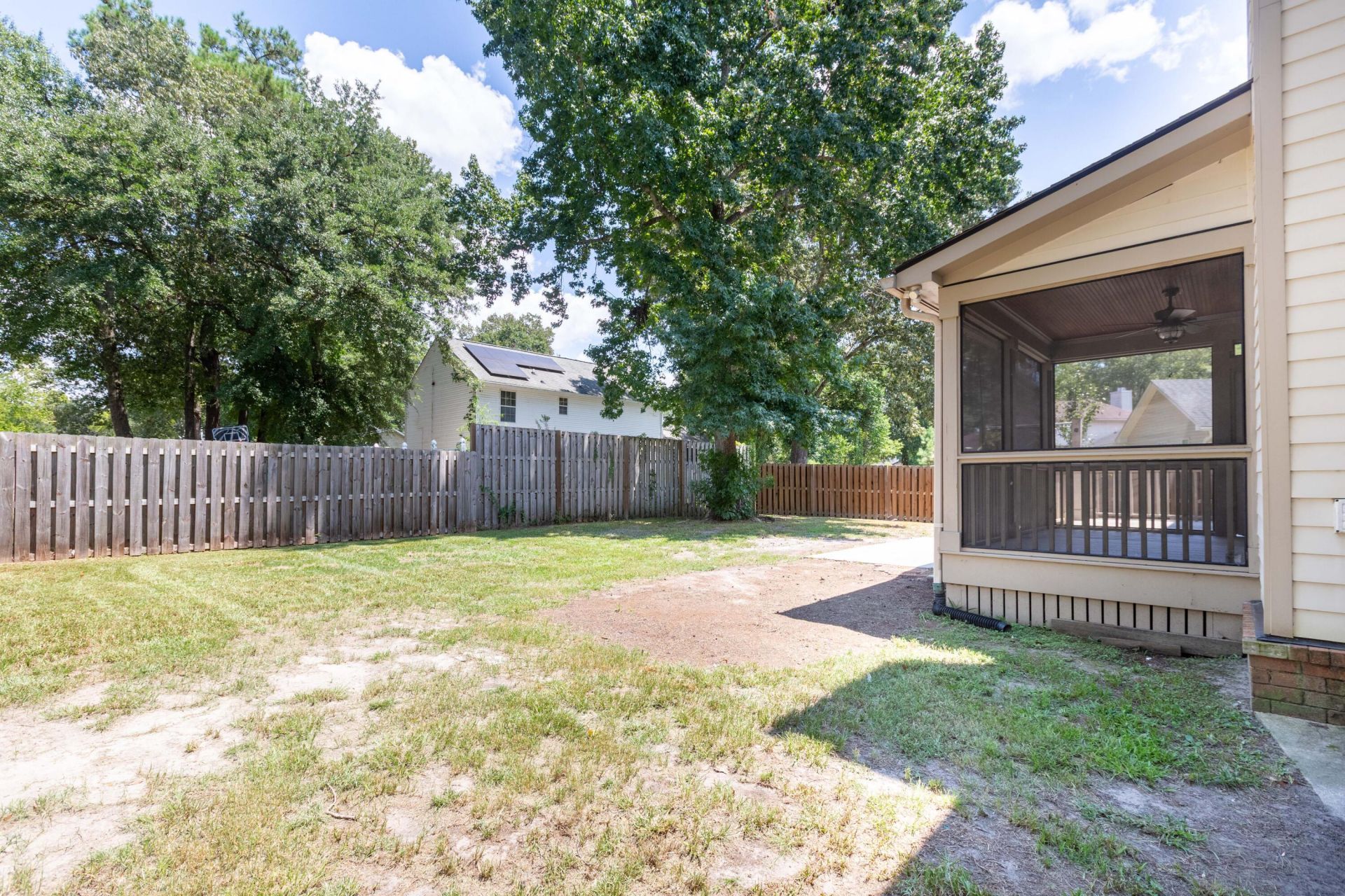 5428 Roxbury Drive Photo 46