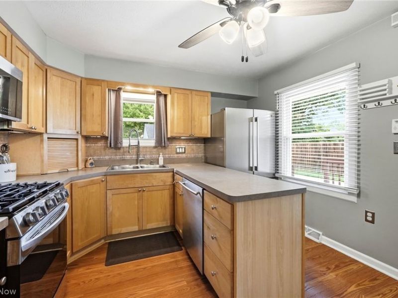 21704 Boston Road, Strongsville, OH 44149 Photo 10