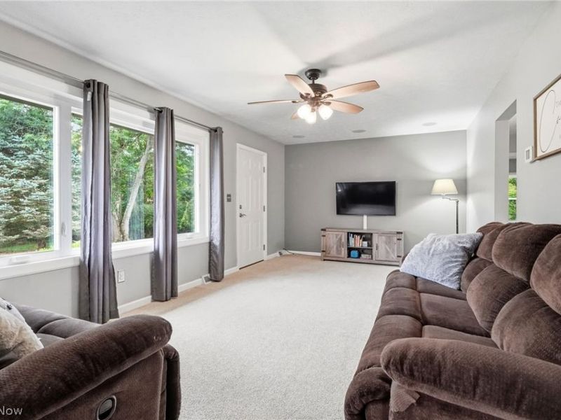 21704 Boston Road, Strongsville, OH 44149 Photo 5