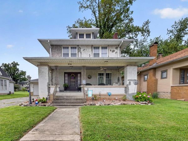 215 S 8th Street, Mitchell, IN 47446