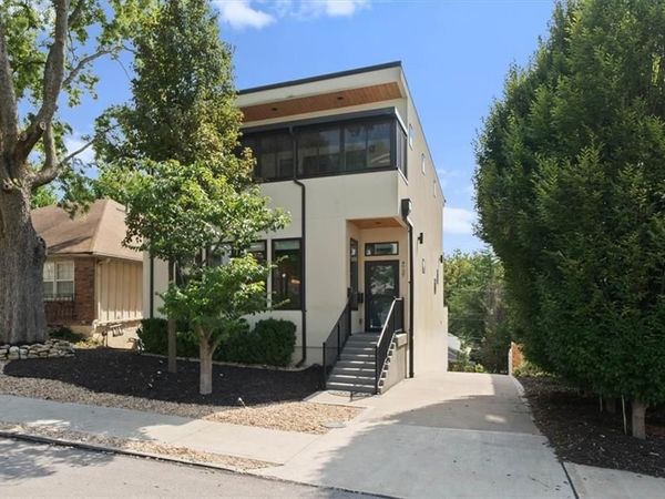 4727 Mercier Street, Kansas City, MO 64112