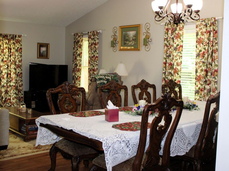 1058 Chatham Lane W, Delaware, OH 43015 Photo 14