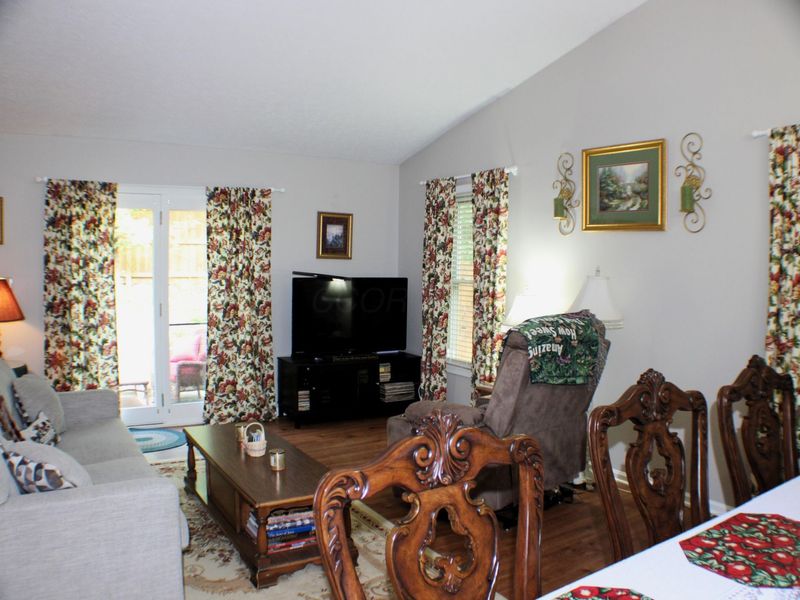 1058 Chatham Lane W, Delaware, OH 43015 Photo 15