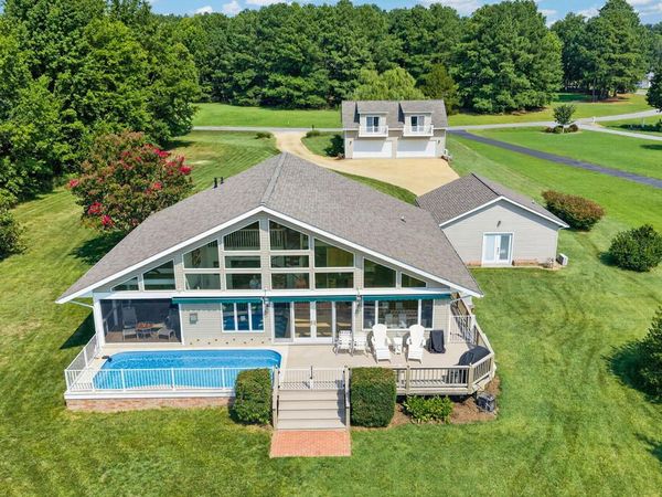 392 Kingscote Drive, LOTTSBURG, VA 22511