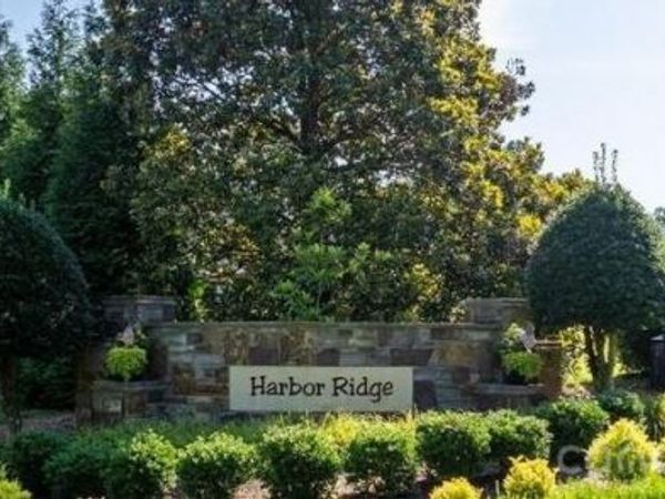 200 Pier Point Drive , Connelly Springs, NC 28612