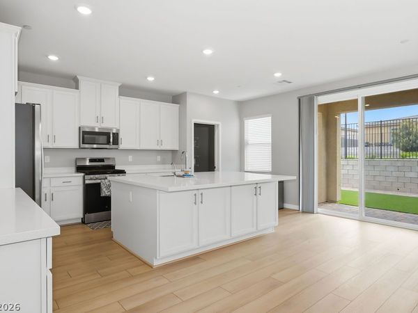 9829 Adrian Peak Street, Las Vegas, NV 89143