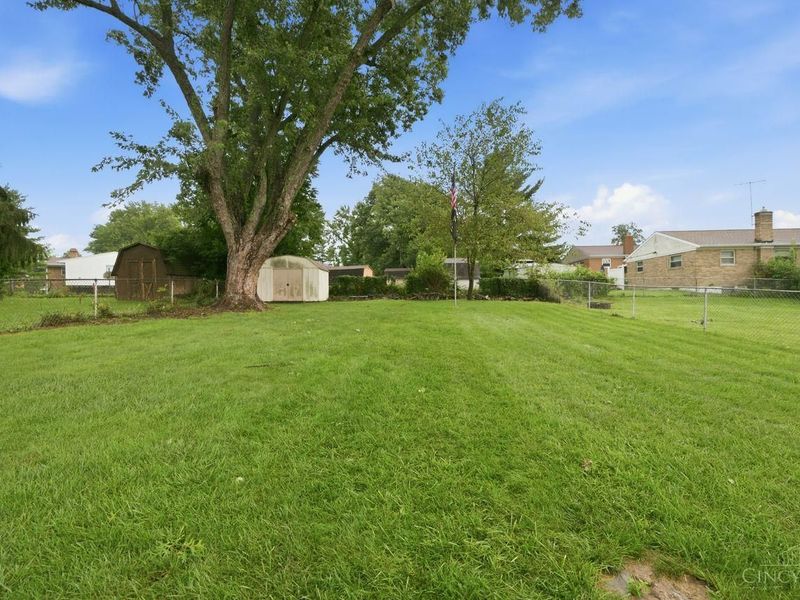 618 Ivyhill Drive, Delhi Township, OH 45238 Photo 28