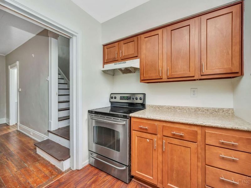 1085 Church Avenue, Glendale, OH 45246 Photo 15