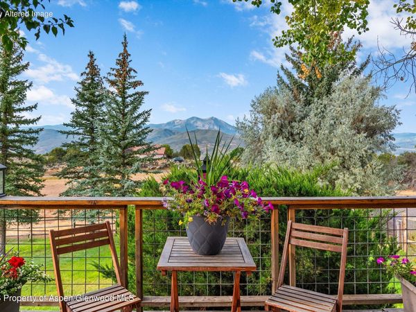 1039 S Kings Row Street, Carbondale, CO 81623