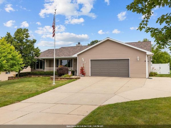 2181 BUFFLEHEAD LANE, Green Bay, WI 54311