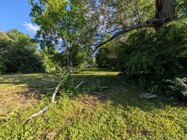 912 MEADOW LANE, Neenah, WI 54956