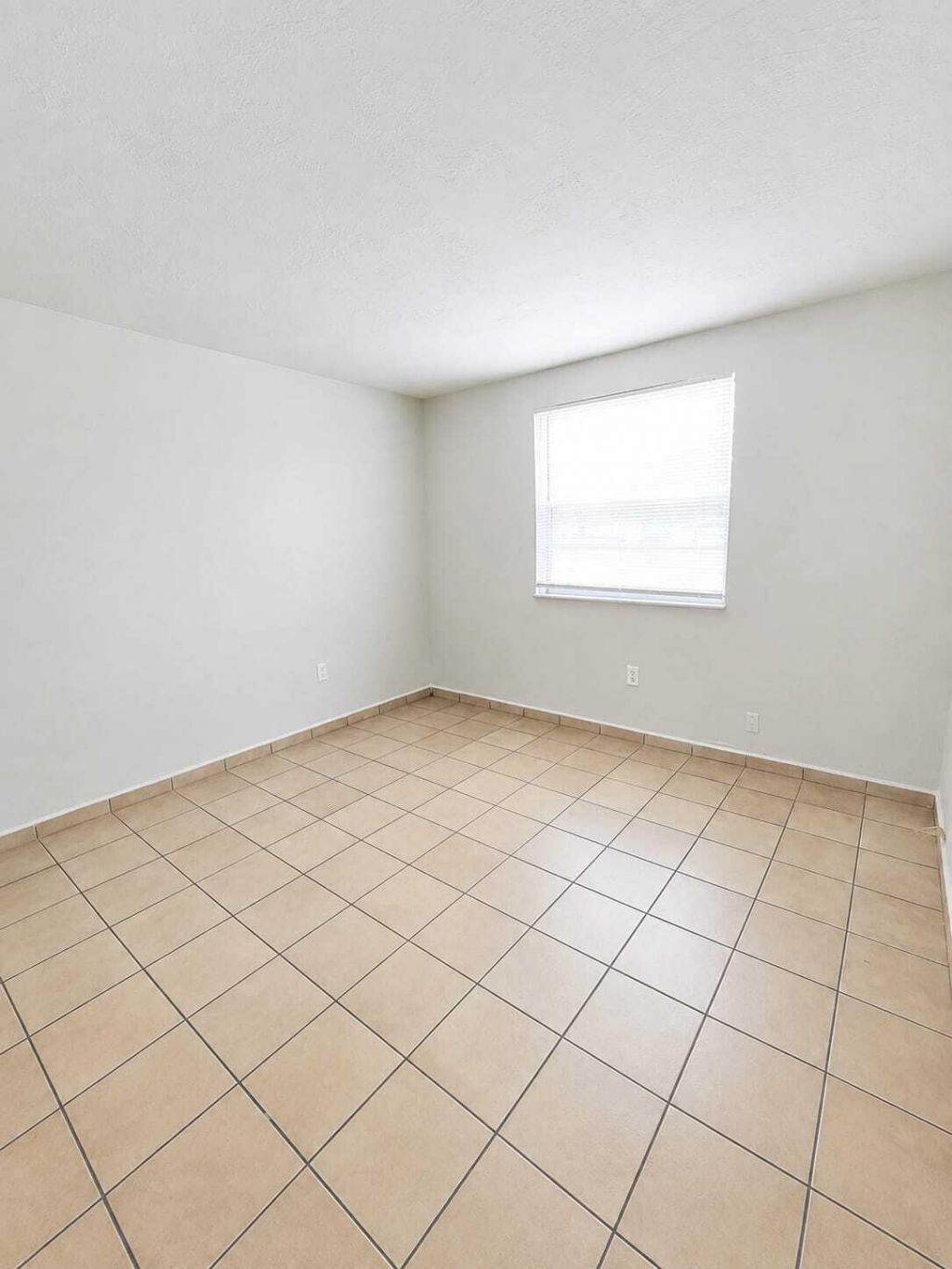 4655 Palm Avenue, Unit 205, Hialeah, FL 33012 Photo