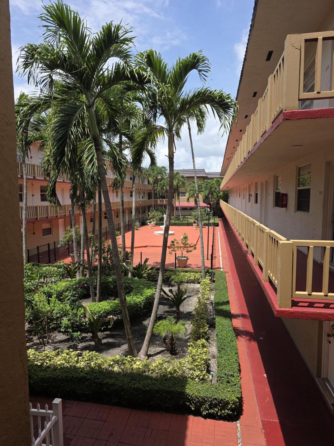 4655 Palm Avenue, Unit 205, Hialeah, FL 33012 Photo