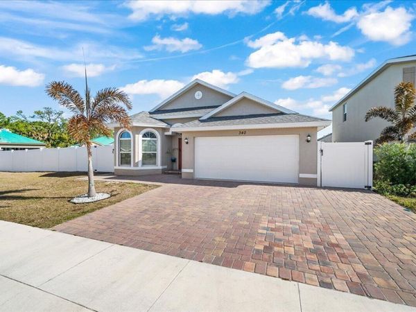 340 PALM BREEZES Drive, Fort Pierce, FL 34945