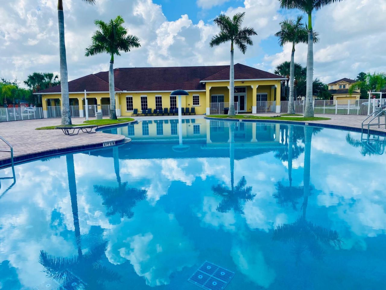 340 Palm Breezes Drive, Fort Pierce, FL 34945 Photo