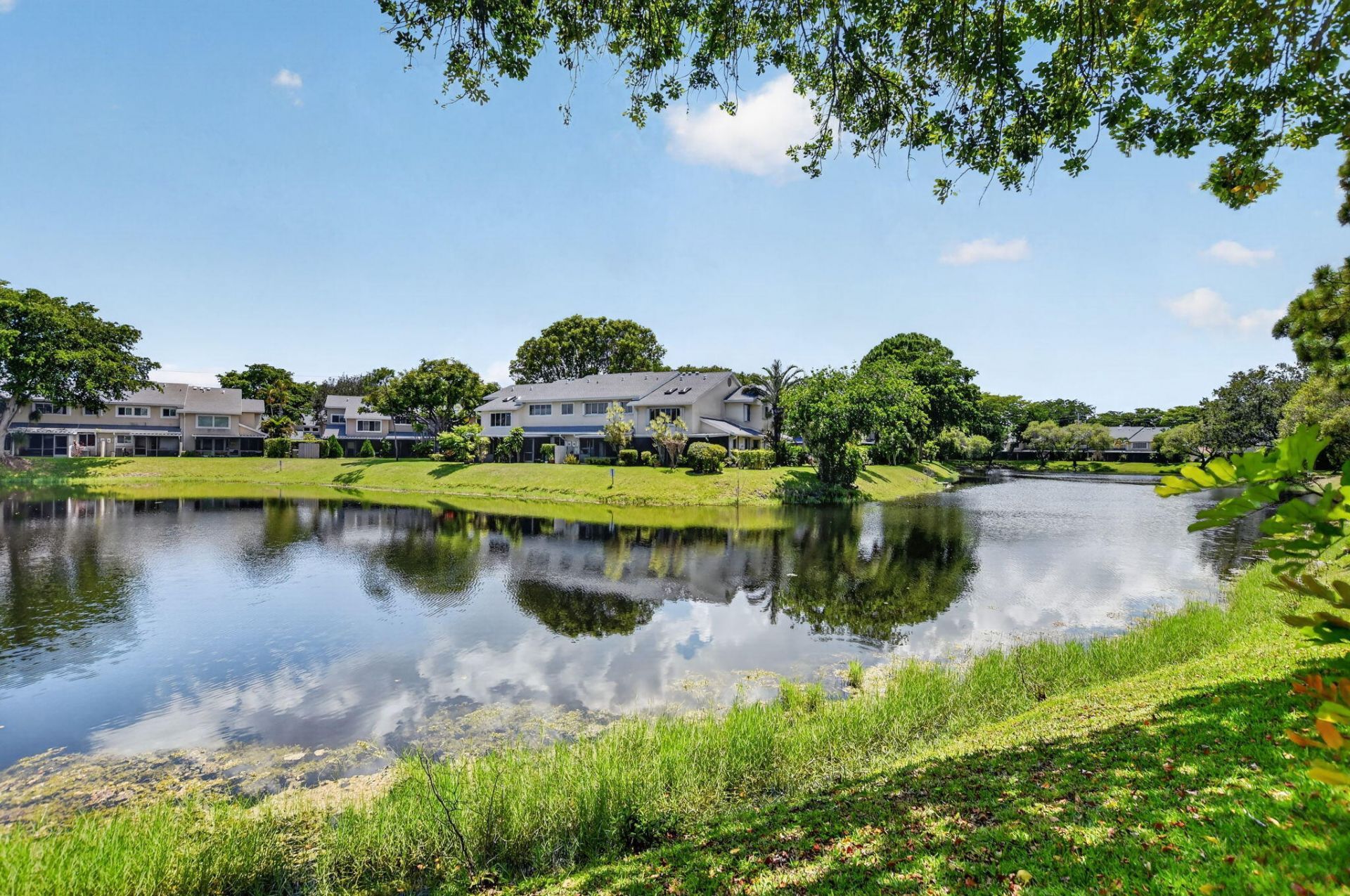 2260 Discovery Circle W, Deerfield Beach, FL 33442 Photo