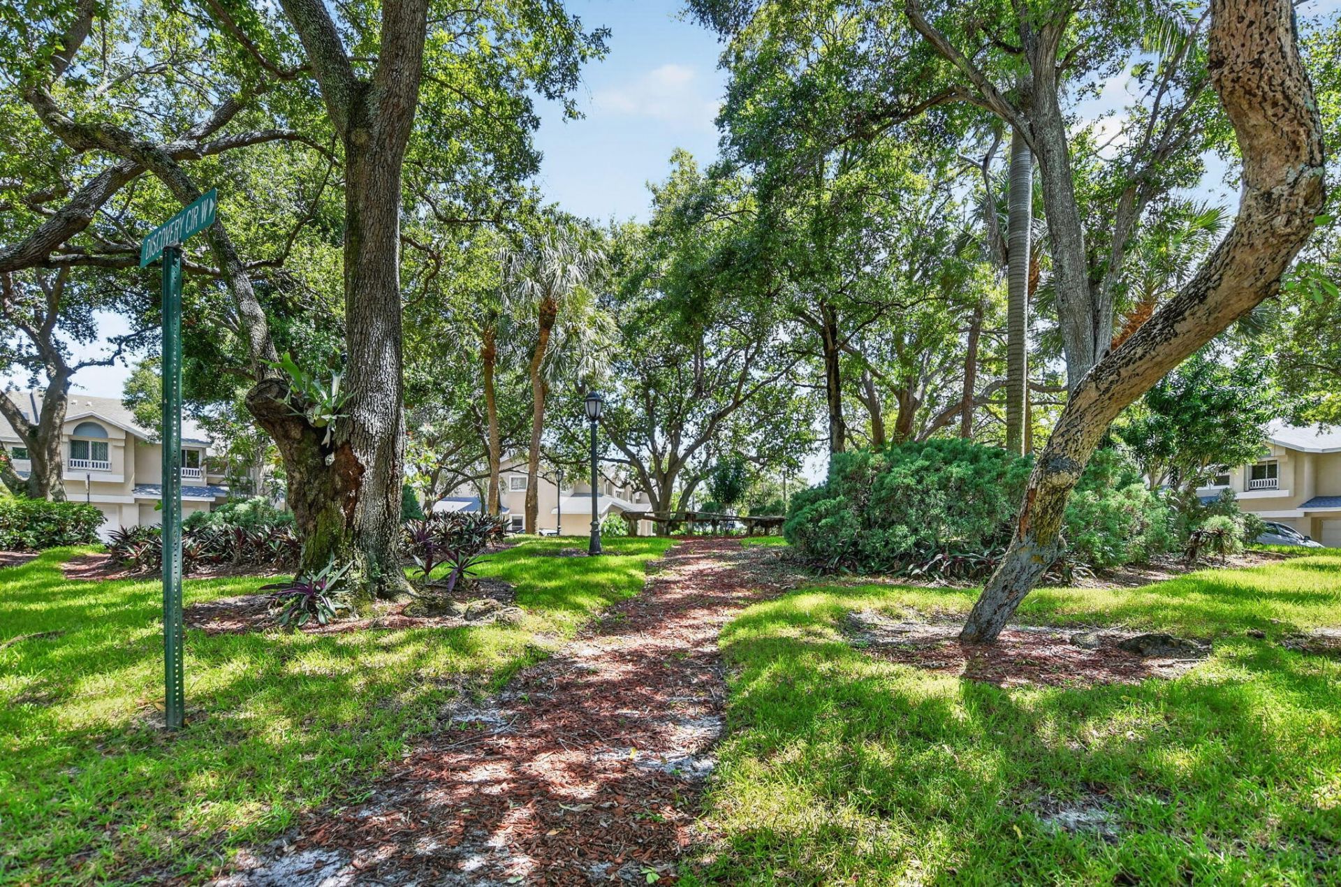 2260 Discovery Circle W, Deerfield Beach, FL 33442 Photo