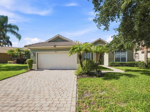 381 NW SHEFFIELD Circle, Port St. Lucie, FL 34983