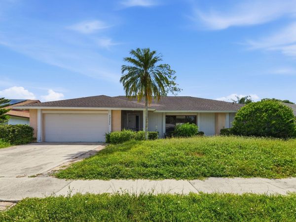 13581 Columbine Avenue, Wellington, FL 33414