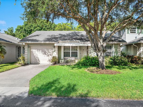 241 DEL RIO Boulevard, Boca Raton, FL 33432