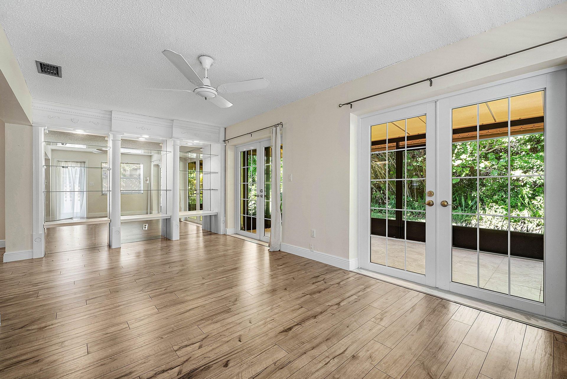 241 Del Rio Boulevard, Boca Raton, FL 33432 Photo