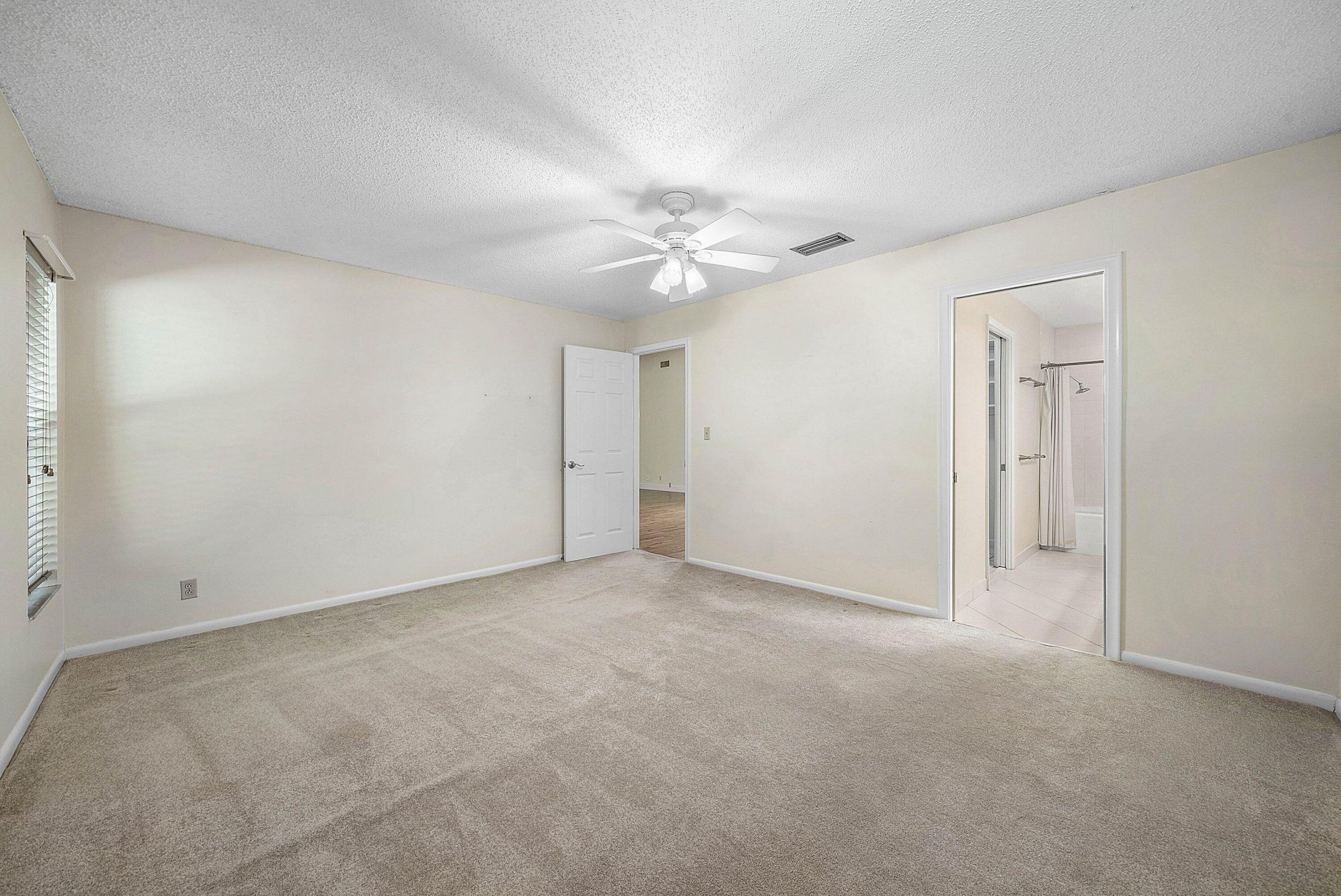 241 Del Rio Boulevard, Boca Raton, FL 33432 Photo