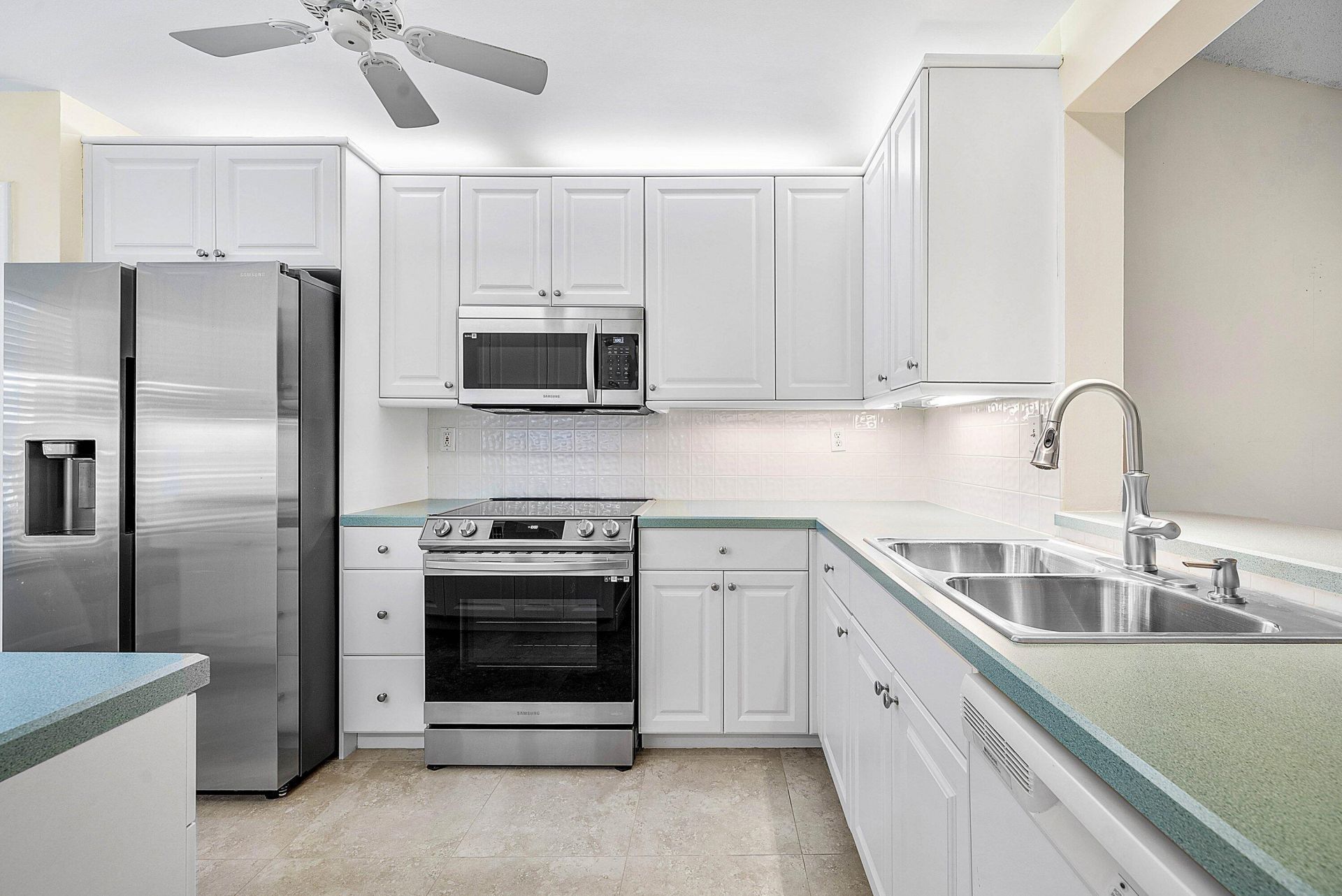241 Del Rio Boulevard, Boca Raton, FL 33432 Photo