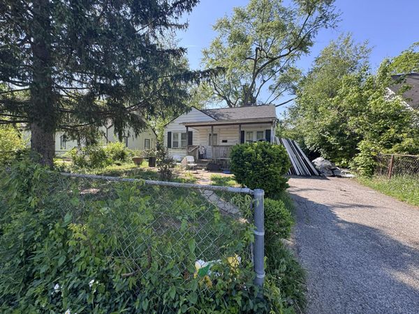 2425 Vendome Drive S, Columbus, OH 43219