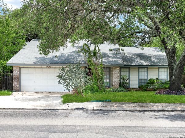 8026 Valley Trail, San Antonio, TX 78250
