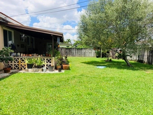 245 W 60th St, Hialeah, FL 33012 Photo