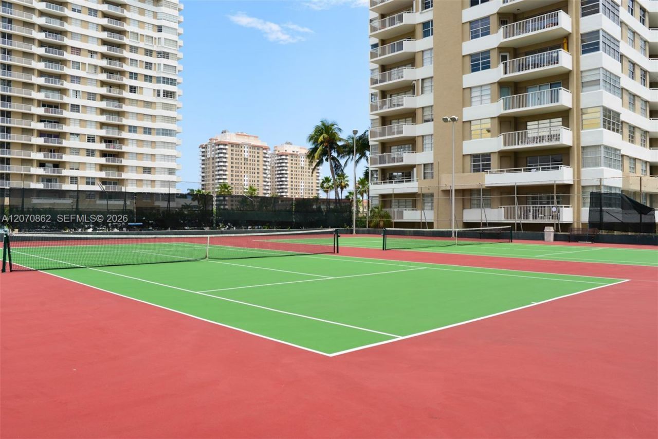 1950 S Ocean Dr, Unit 7G, Hallandale Beach, FL 33009 Photo