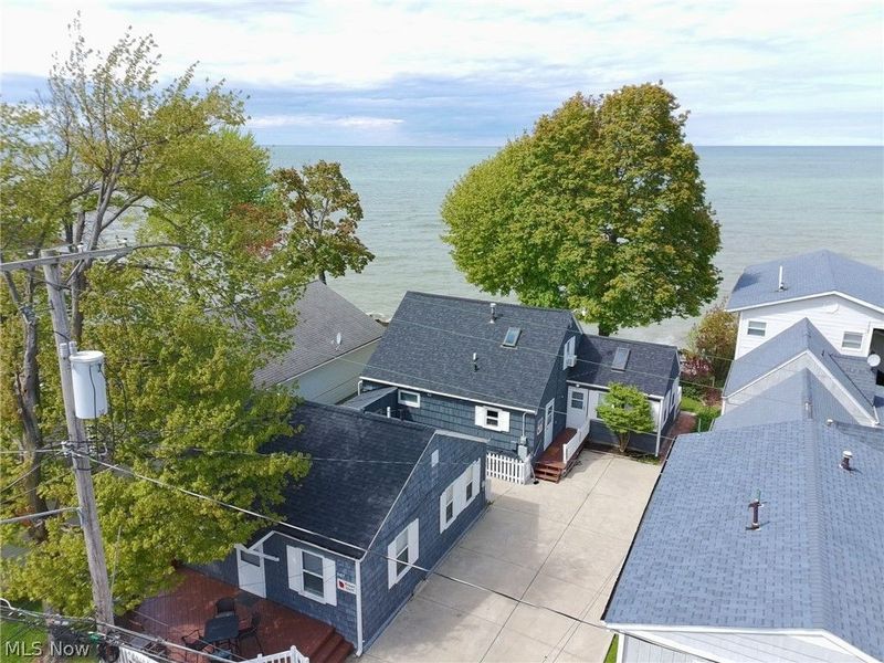 5187 Old Lake Road, Geneva on the Lake, OH 44041 Photo 5