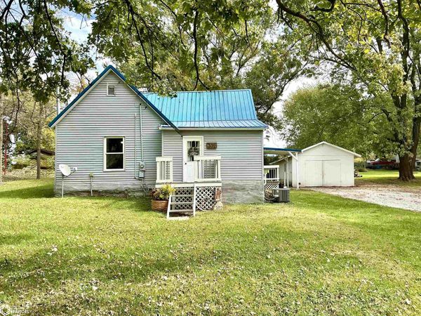 302 N Liberty, Cincinnati, IA 52549