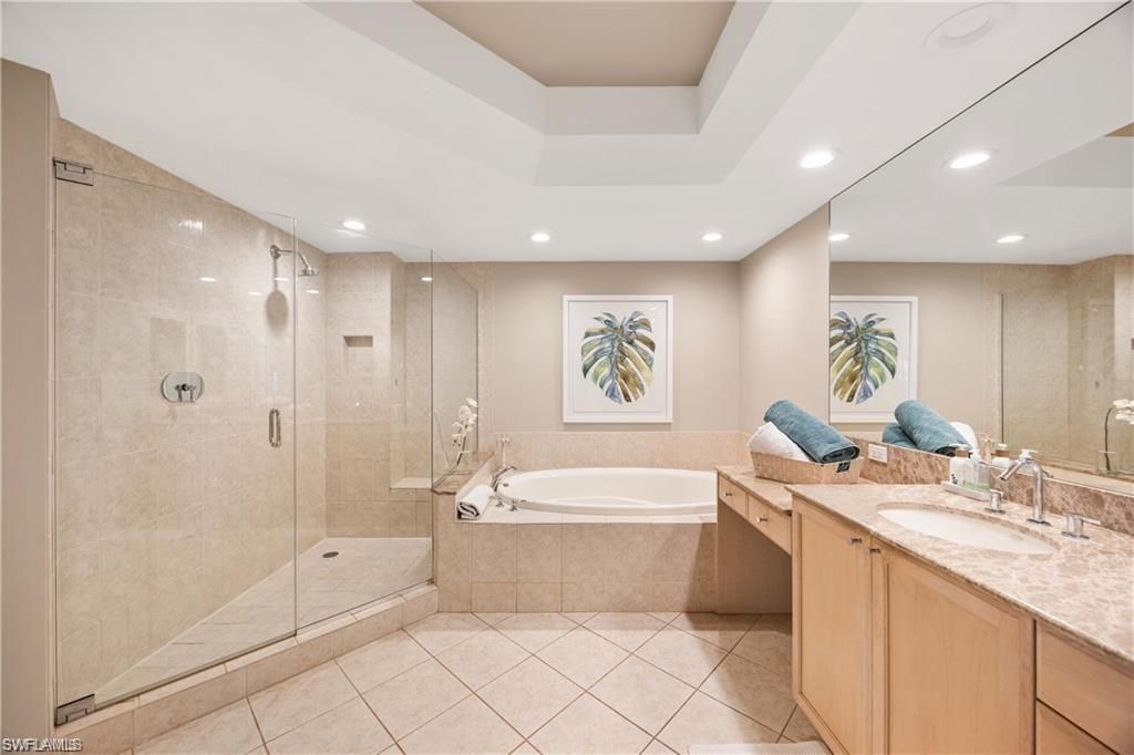 1060 Borghese Ln, Unit 701, Naples, FL 34114 Photo