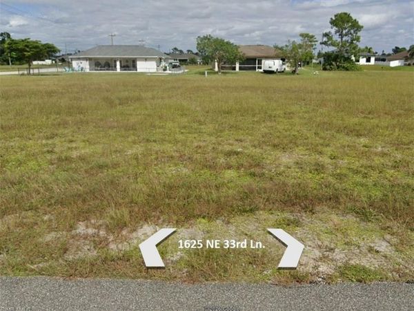 1625 NE 33rd LN, CAPE CORAL, FL 33909