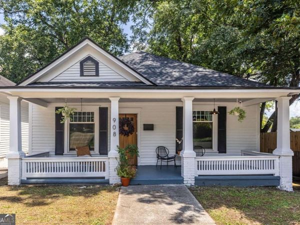 908 Oakhill Avenue SW, Atlanta, GA 30310