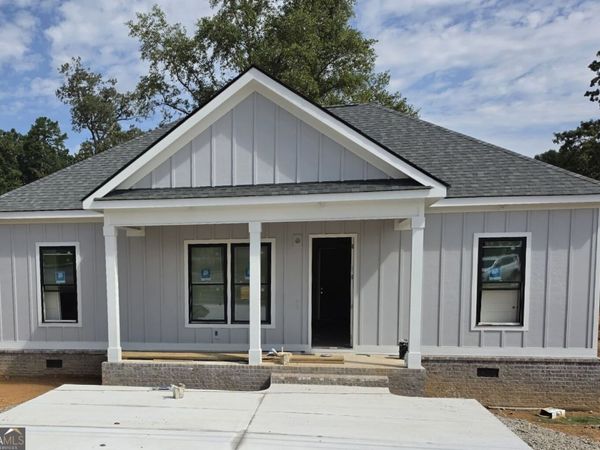 288 Thomas Road, Fort Oglethorpe, GA 30742