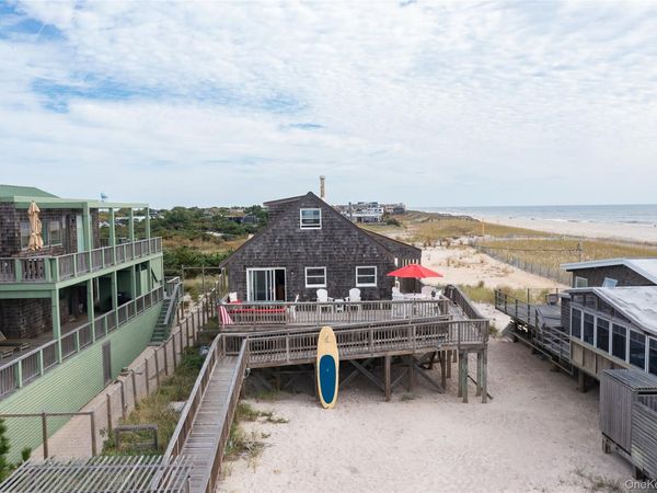 27 Sextant Walk , Robbins Rest, NY 11706