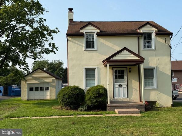 38 RICHBORO RD, NEWTOWN, PA 18940