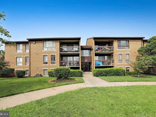 541 FLORIDA AVENUE, Unit 101, HERNDON, VA 20170