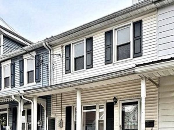28 W SMITH STREET, TOPTON, PA 19562