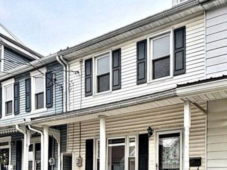 28 W Smith Street, Topton, PA 19562 Main Photo